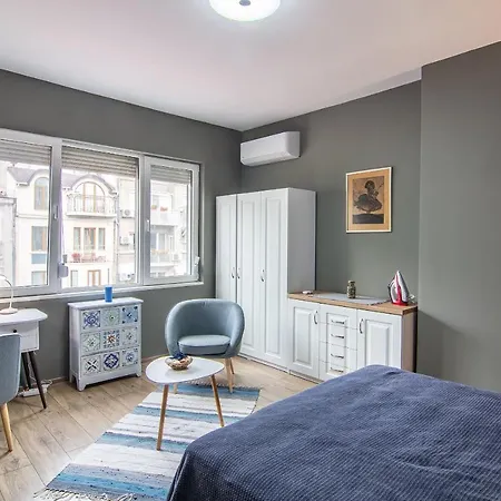 Apartmán Location In Center And Paid Parking *